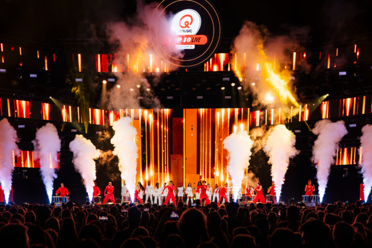 Q music top 40 live